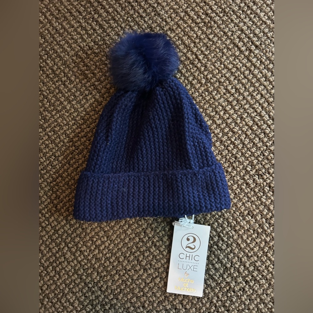2 Chic Navy Knit Pom Hat